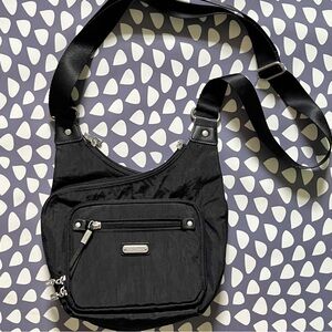NEW baggallini criss cross Bag crossover Purse RFID
